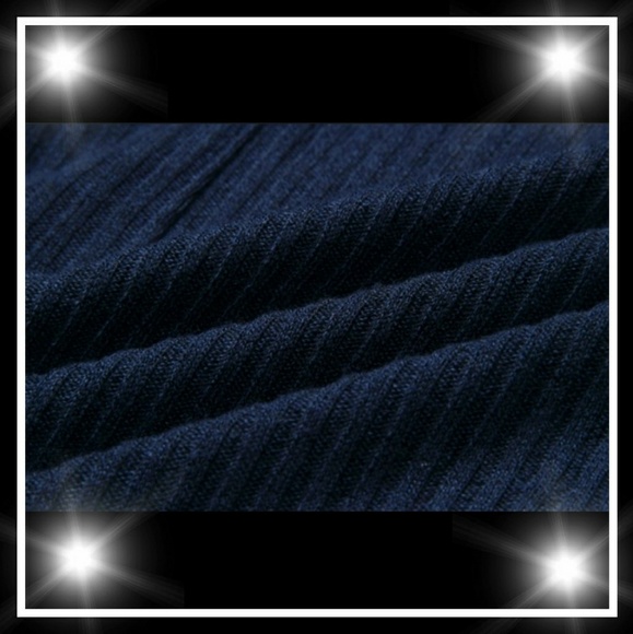 SOLD IN MOONGODDESSLUXE CLOSET - Picture 2 of 2